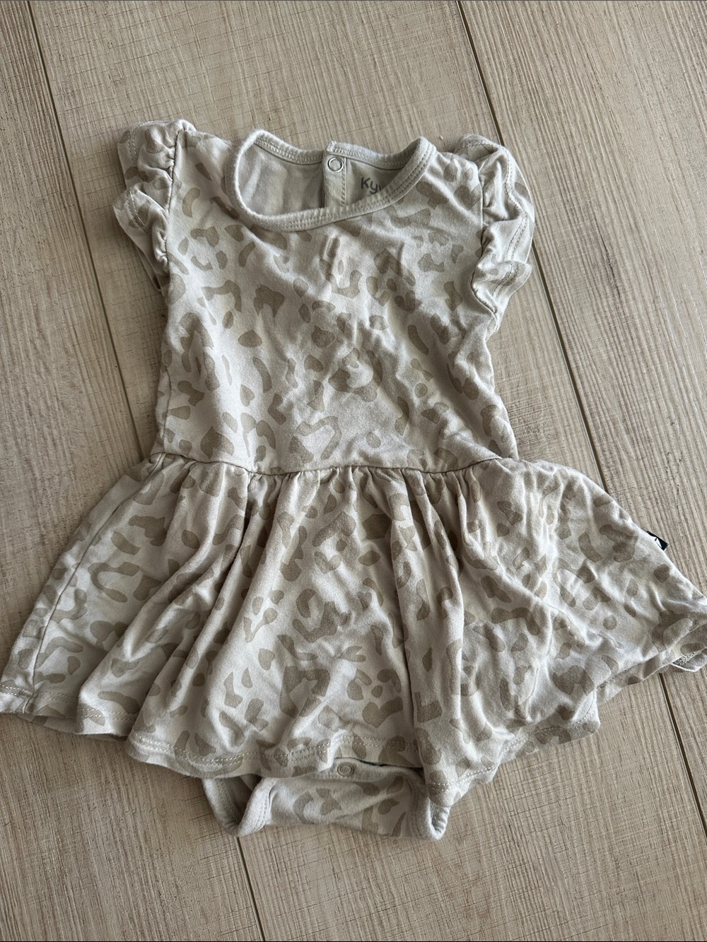 Kyte baby 6-12 month bodysuit dress